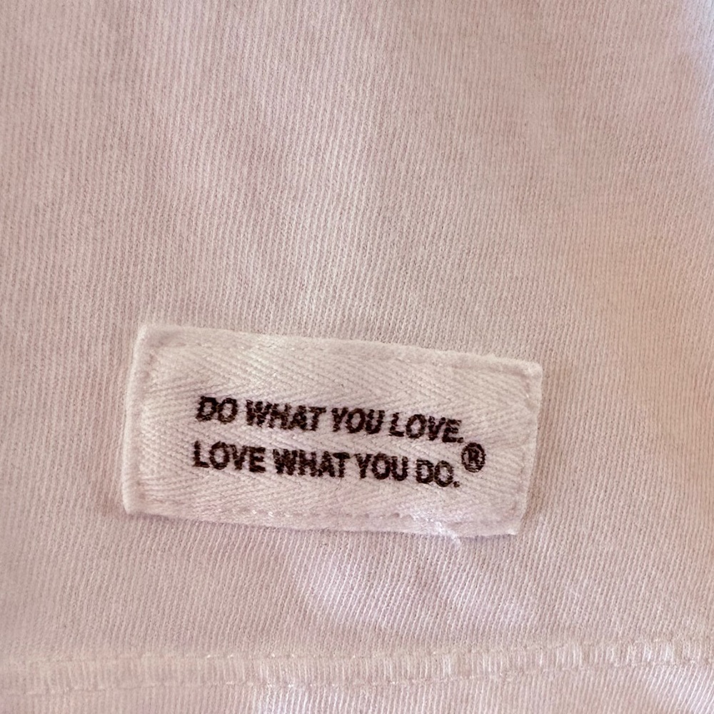 Life is Good women’s T-shirts - Picture 3 of 6